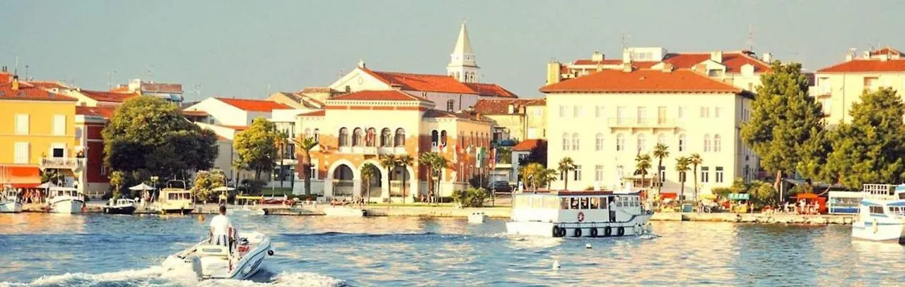 Apartments Matea In Finida Porec 1Km From The Beach Konukevi