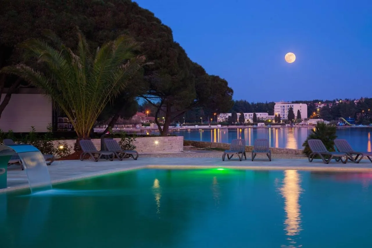 Konukevi Apartments Matea In Finida Porec 1Km From The Beach