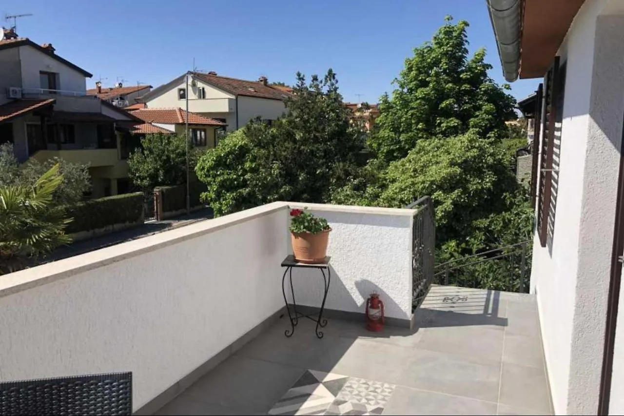 Konukevi Apartments Matea In Finida Porec 1Km From The Beach Hırvatistan