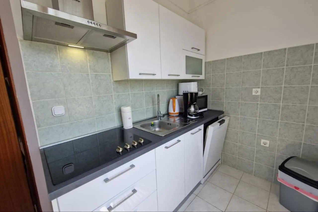 Apartments Matea In Finida Porec 1Km From The Beach 0*,  Hırvatistan