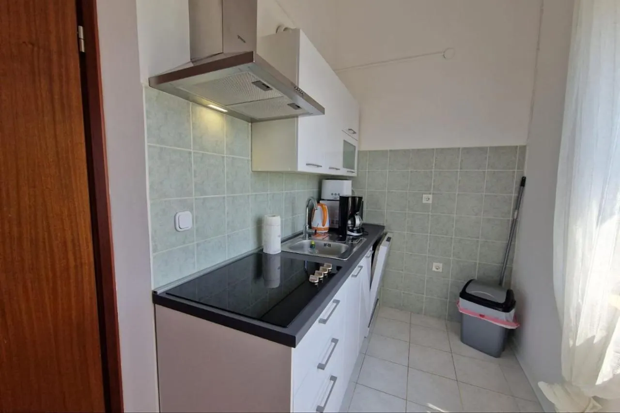 Konukevi Apartments Matea In Finida Porec 1Km From The Beach